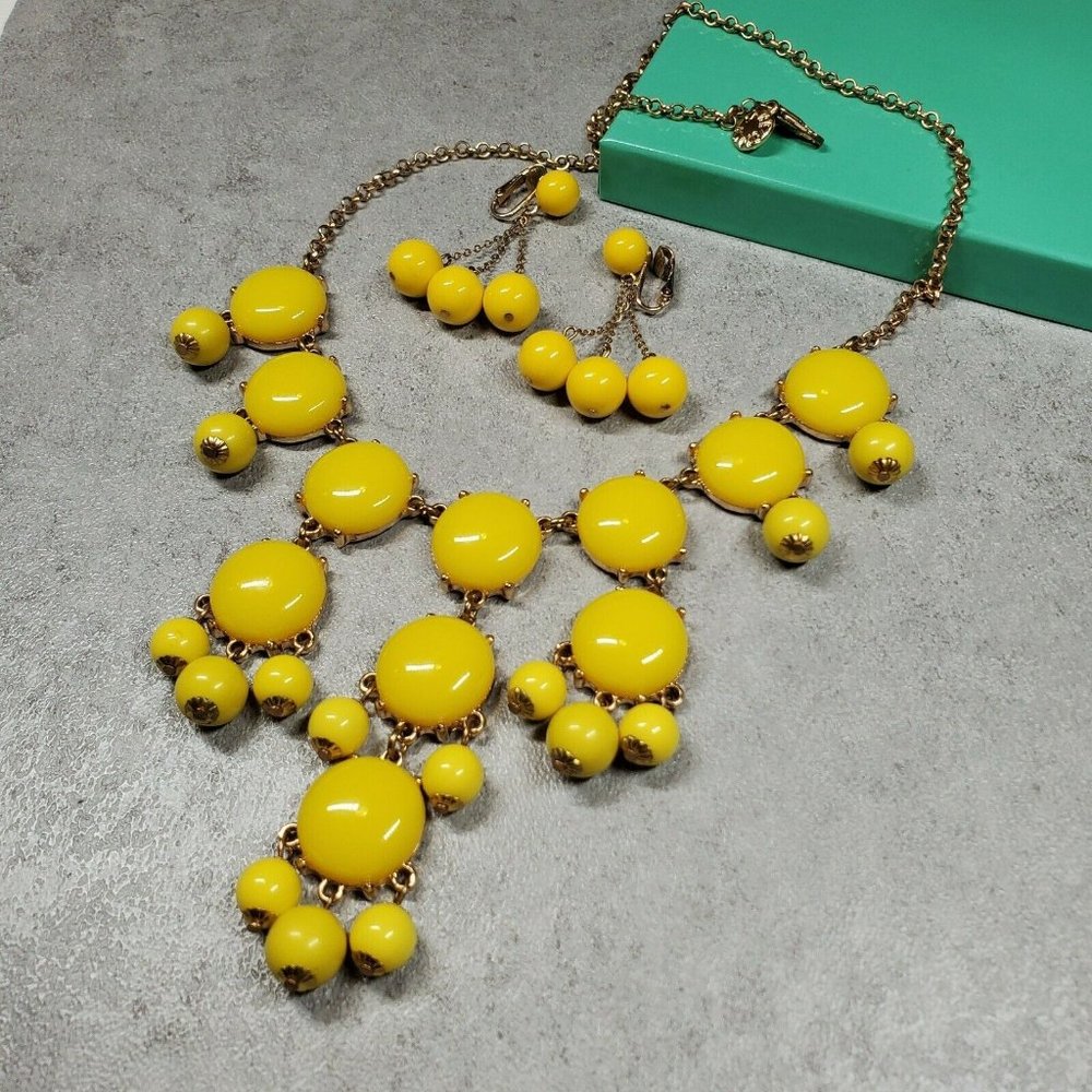 Vintage yellow bib necklace Statement Chandelier round link necklace and clip on